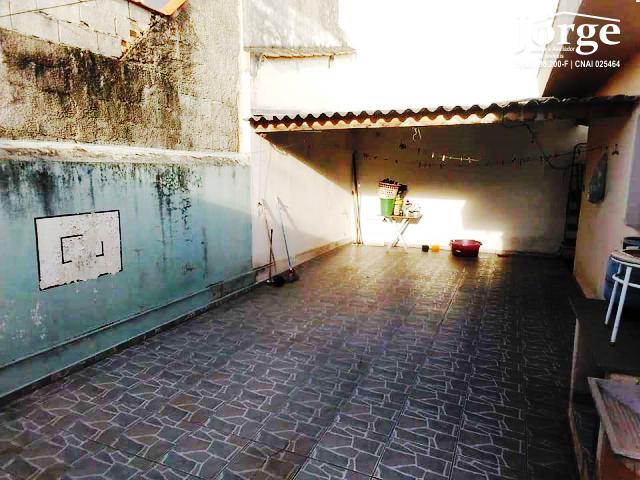 Casa à venda com 3 quartos, 250m² - Foto 5