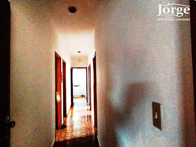 Casa à venda com 3 quartos, 250m² - Foto 8