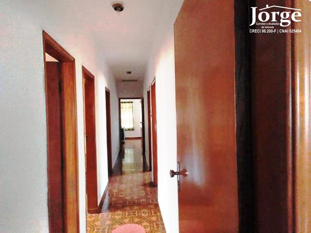 Casa à venda com 3 quartos, 250m² - Foto 11