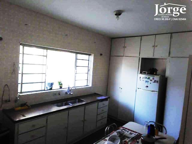 Casa à venda com 3 quartos, 250m² - Foto 13