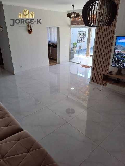 Casa, 3 quartos, 240 m² - Foto 13